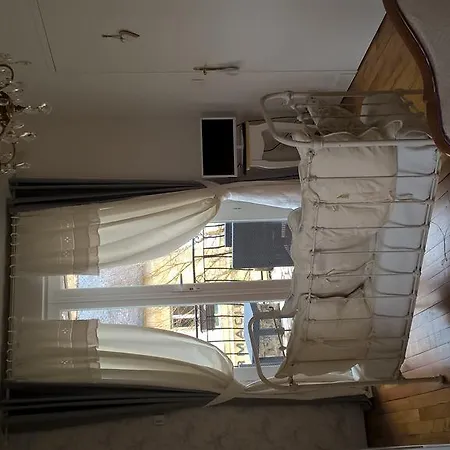 Les Chambres D'harmonie B&B Cénac-et-Saint-Julien